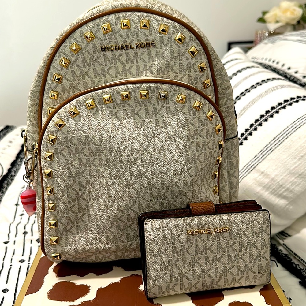 Michael kors back back